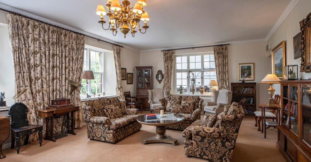 Abbeyglen Castle